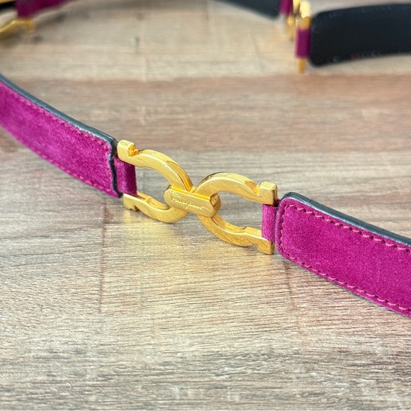EUC Salvatore Ferragamo Gancini Suede Leather 72cm (28 inches) Belt - Picture 3 of 14